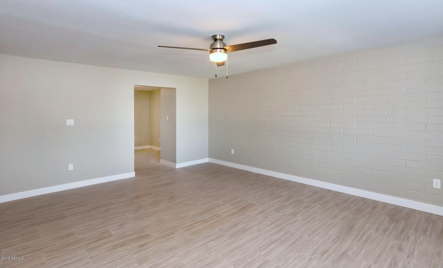 3527 East Thunderbird Road Phoenix, AZ 85032 - Photo 4 of 18 3527 E Thunderbird Rd-large-004-19-Main