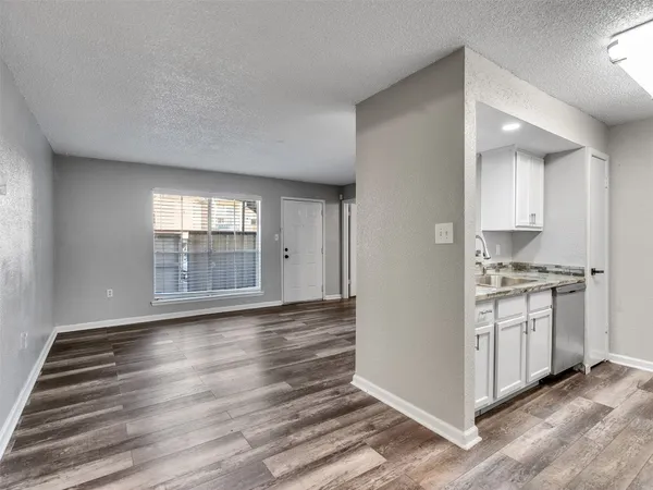 $1,250 | 250 El Dorado Boulevard, Unit 253, Webster, TX 77598