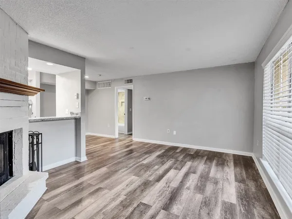 $1,250 | 250 El Dorado Boulevard, Unit 253, Webster, TX 77598