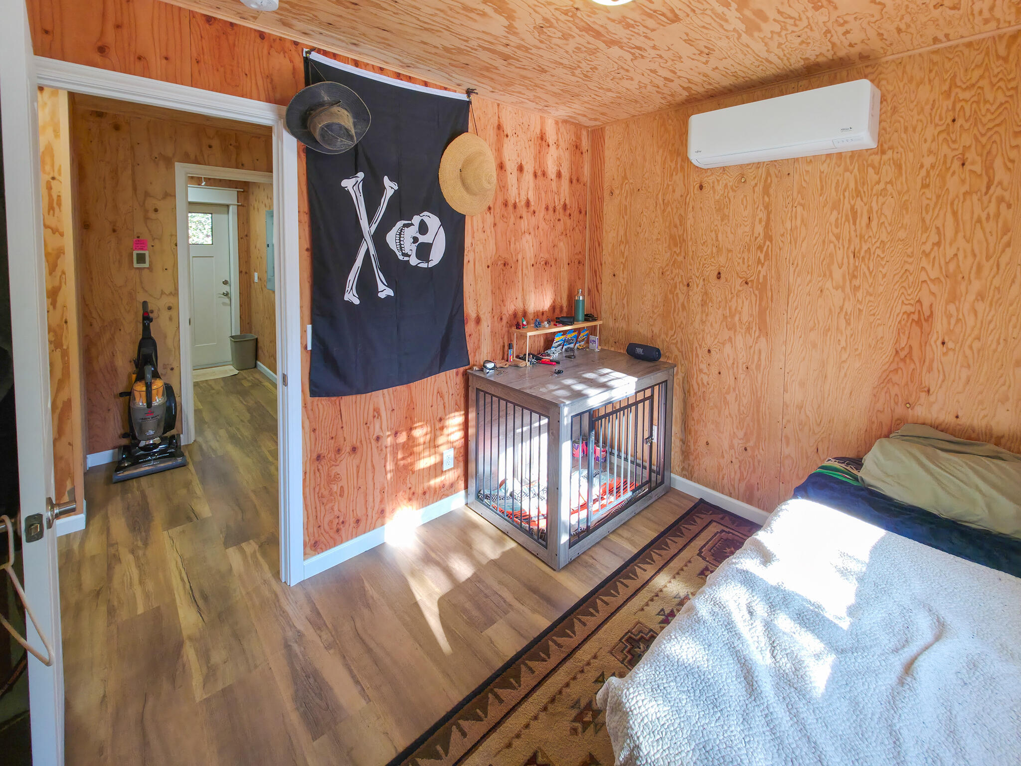 451 Stage Stop Drive Cave Junction, OR 97523 - Photo 6 of 31 lst bedroom