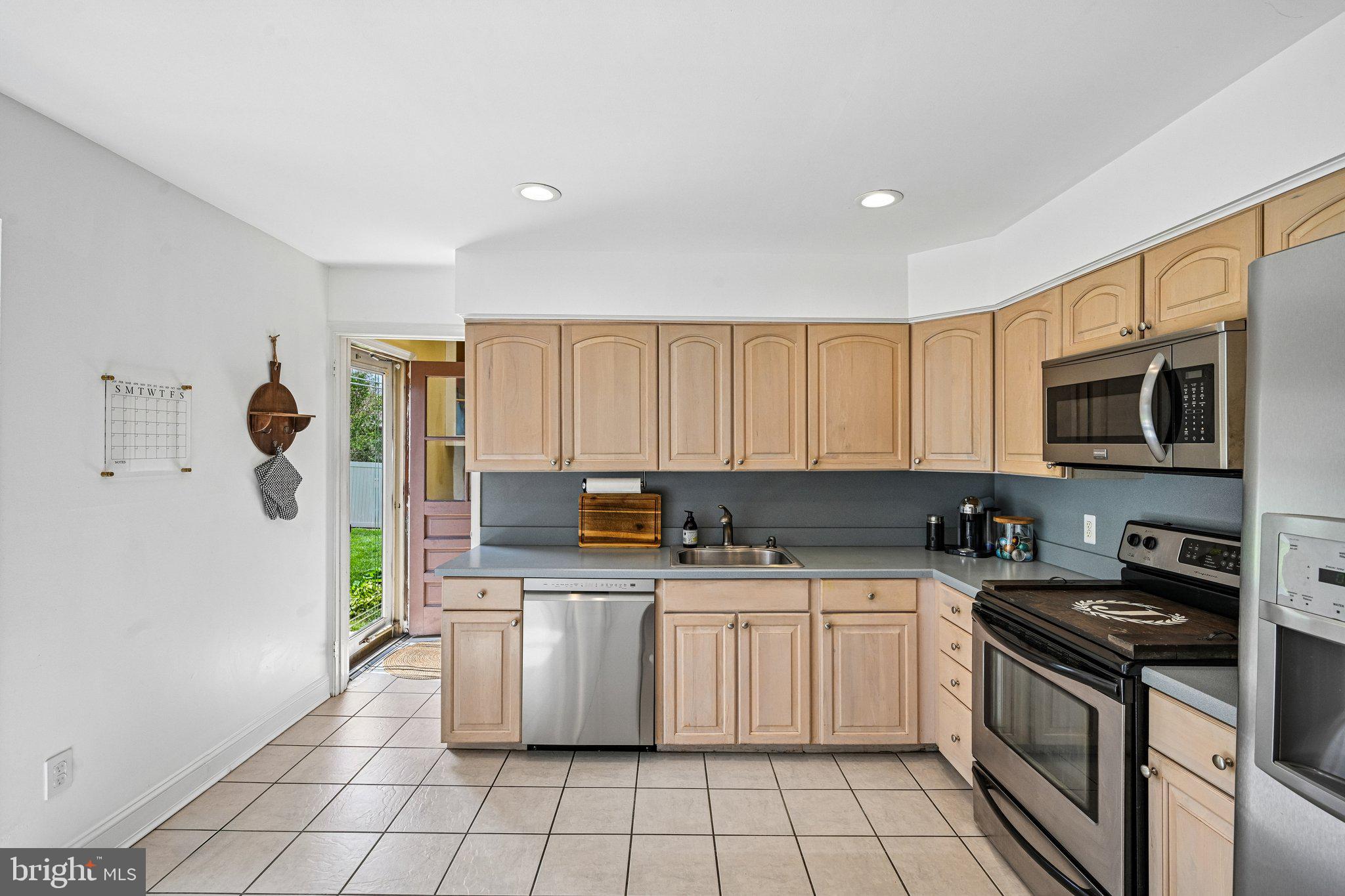 139 Coopers Kill Road Delran, NJ 08075 - Photo 16 of 35 Gallery Image 16