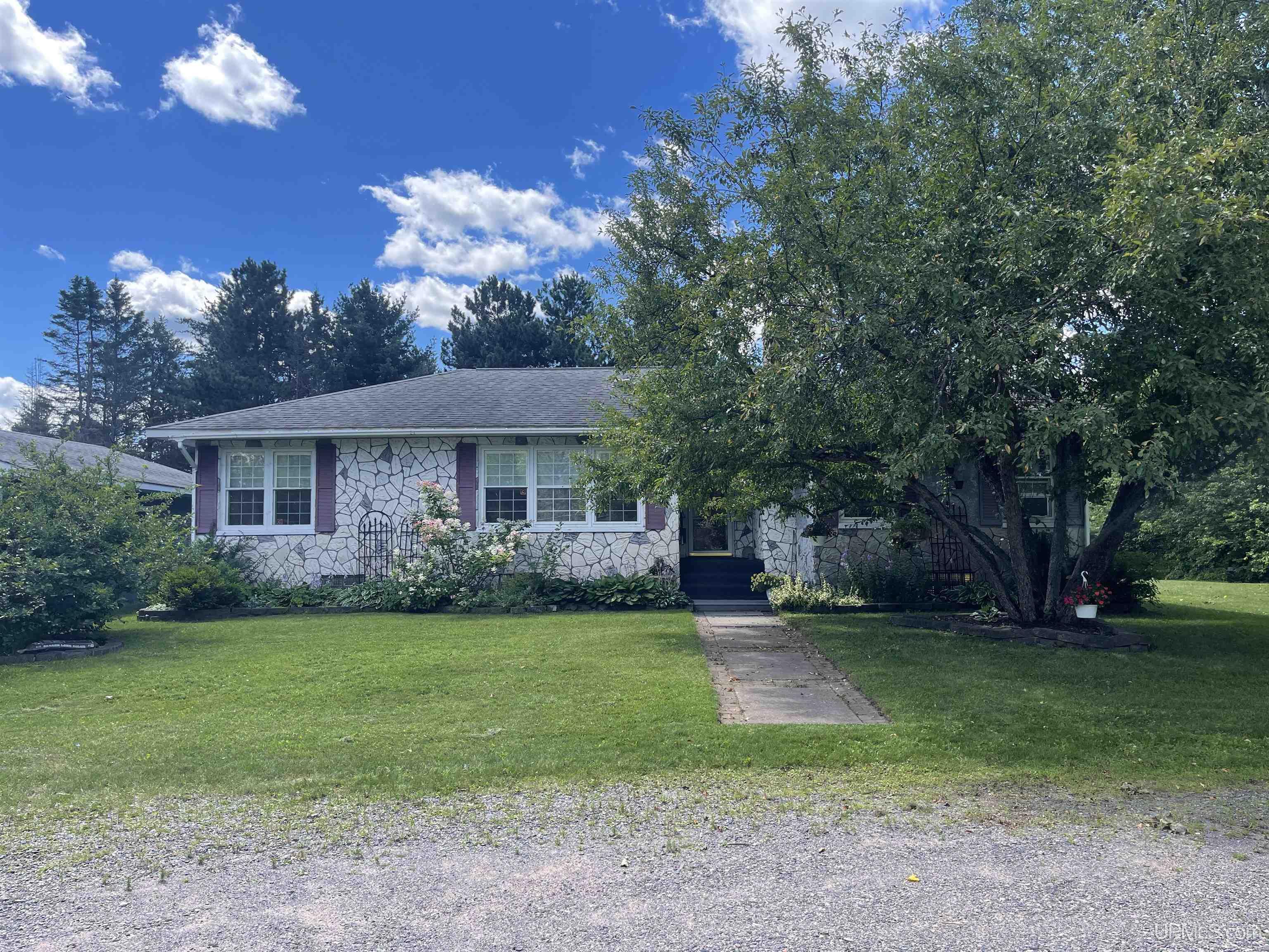 4045 Highway 41 Ishpeming, MI 49849 - Photo 1 of 61
