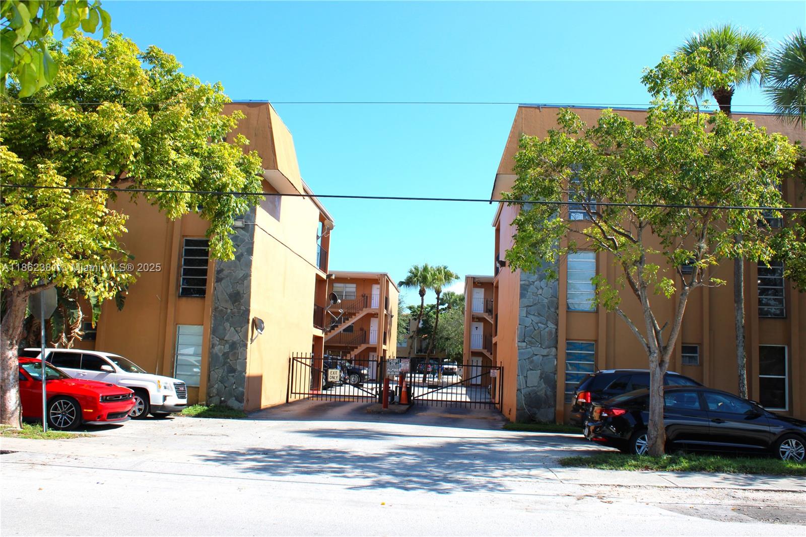 1280 West 54th Street, Unit 308B Hialeah, FL 33012 - Photo 55 of 57