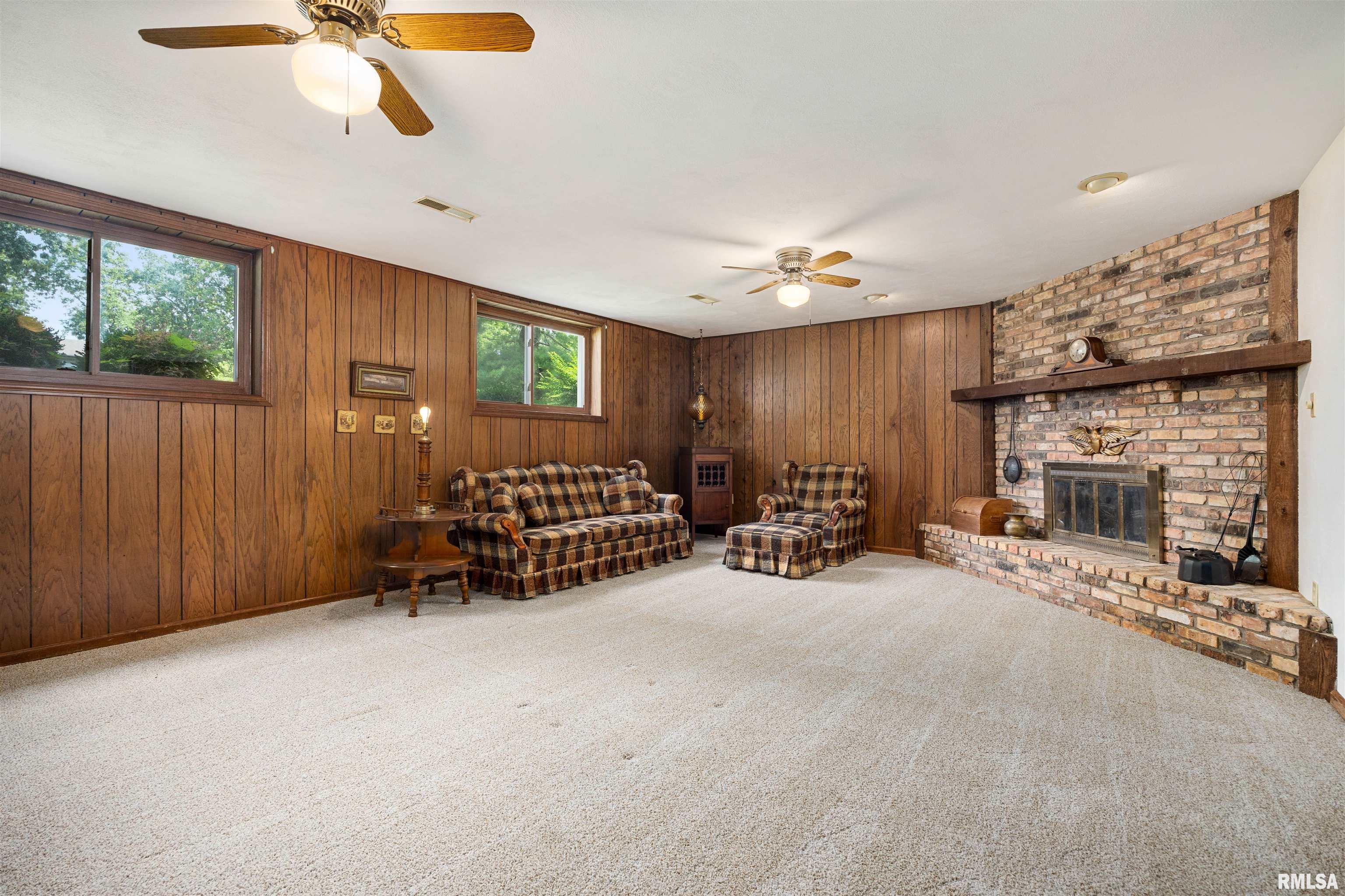 6307 North Post Oak Road Peoria, IL 61615 - Photo 25 of 45