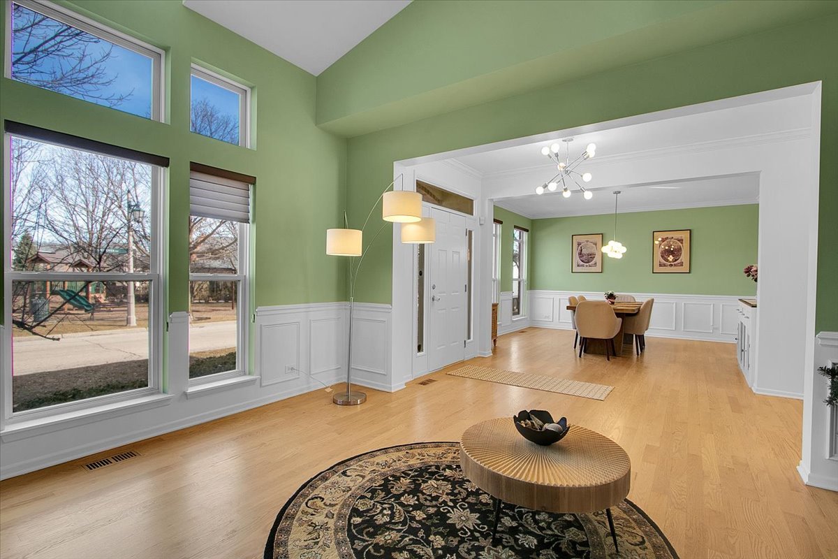 44 Westover Road Highwood, IL 60040 - Photo 6 of 38