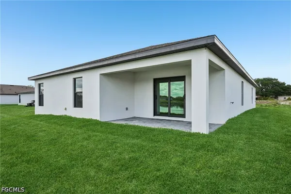 $449,900 | 871 General D MacArthur Avenue, LaBelle, FL 33935