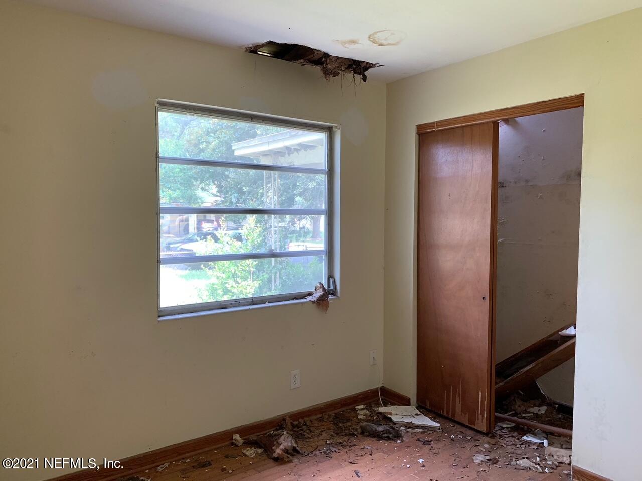 2619 Bywood Road Jacksonville, FL 32211 - Photo 11 of 13 a view of room with window
