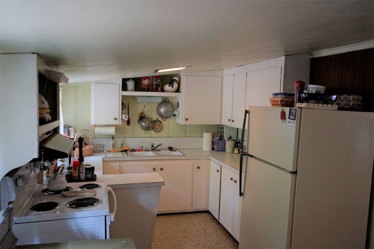 2204 Davis Place Road Mount Shasta, CA 96067 - Photo 16 of 24 Gallery Image 16