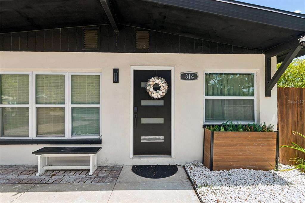 314 Indiana Avenue Crystal Beach, FL 34681 - Photo 4 of 42