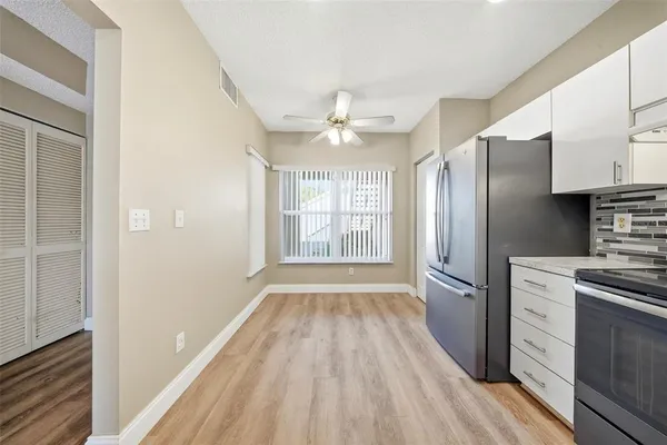$300,000 | 6311 99th Way North, Unit 11F, St. Petersburg, FL 33708