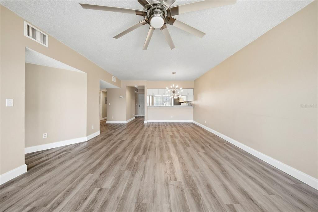 6311 99th Way North, Unit 11F St. Petersburg, FL 33708 - Photo 18 of 40