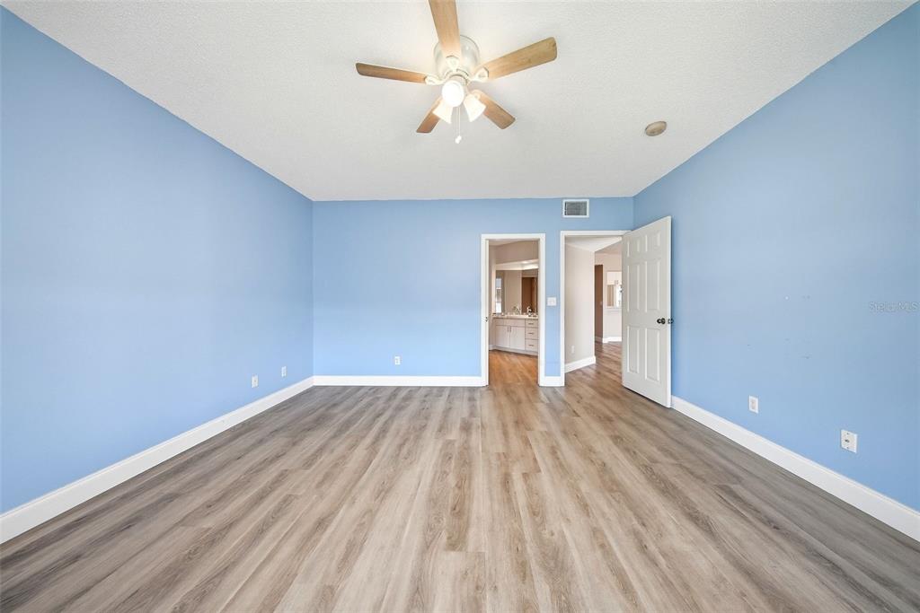 6311 99th Way North, Unit 11F St. Petersburg, FL 33708 - Photo 21 of 40