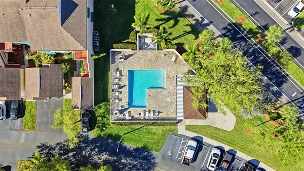 $300,000 | 6311 99th Way North, Unit 11F, St. Petersburg, FL 33708