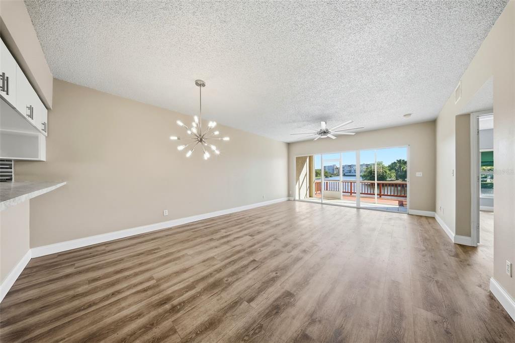 6311 99th Way North, Unit 11F St. Petersburg, FL 33708 - Photo 6 of 40