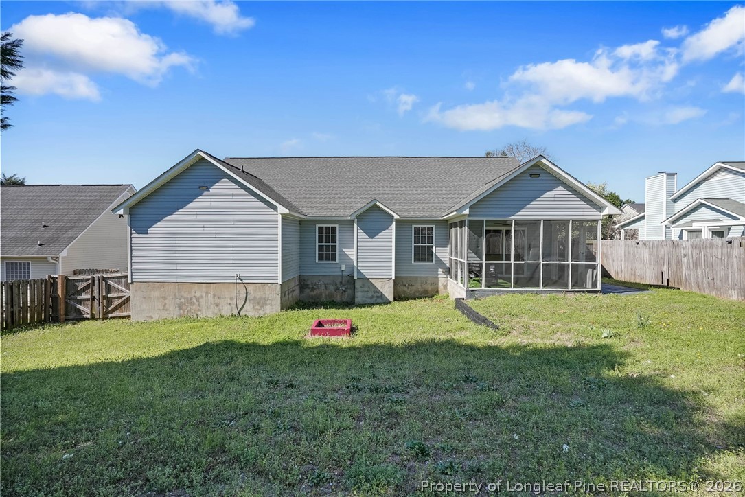 5353 Pringle Way Hope Mills, NC 28348 - Photo 29 of 29 a front view of house with a garden and yard