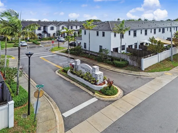 $469,999 | 14800 Southwest 183rd Terrace, Miami, FL 33177