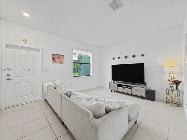 $469,999 | 14800 Southwest 183rd Terrace, Miami, FL 33177