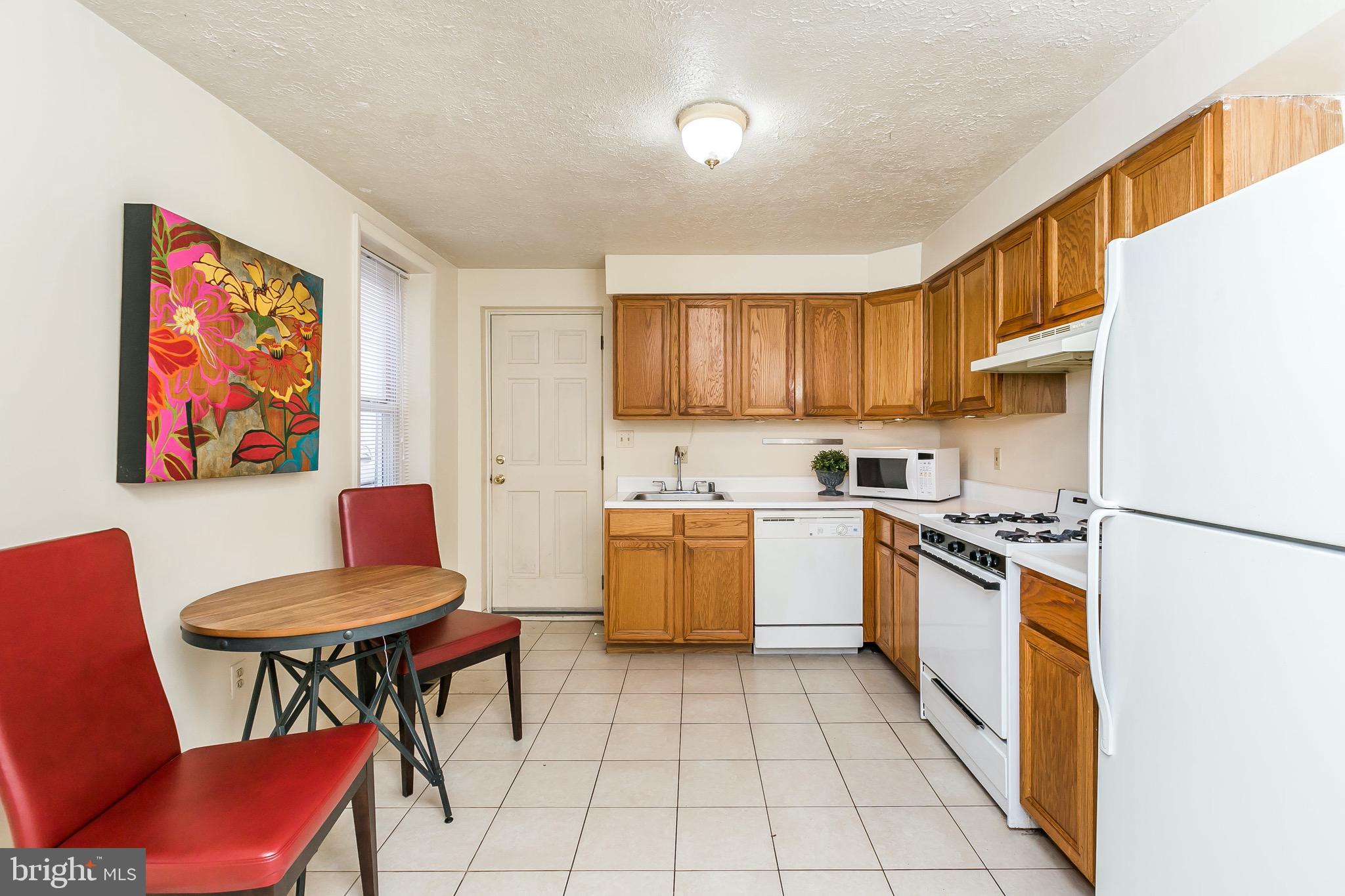 931 South Hanover Street Baltimore, MD 21230 - Photo 10 of 45
