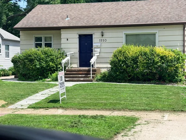 $235,000 | 1110 12th Street South, Moorhead, MN 56560