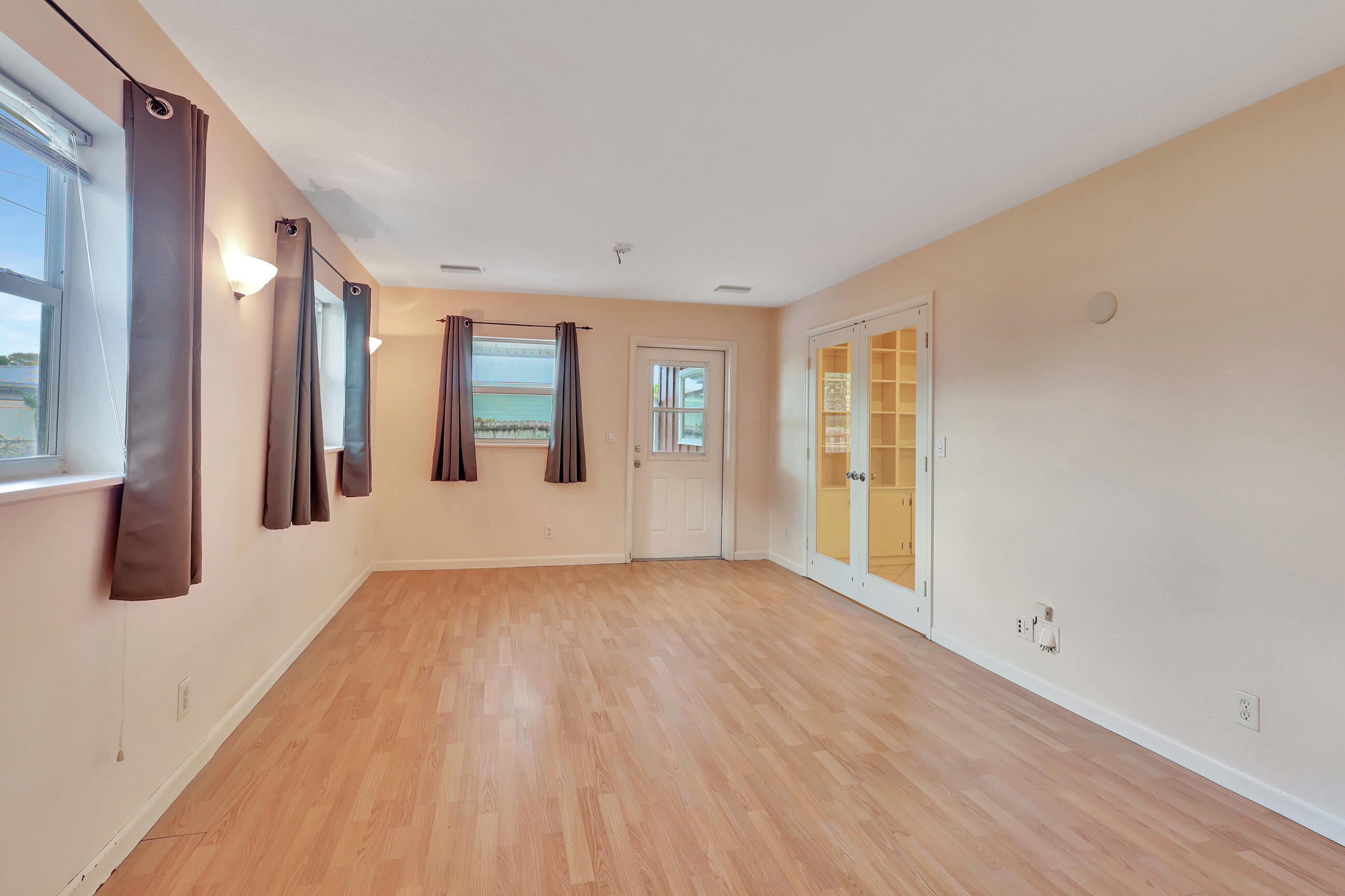 21 West Riverside Drive Jupiter, FL 33469 - Photo 29 of 53 31_21west_131