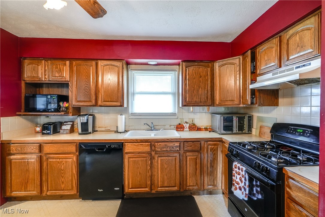 120 North Oakmont Road Northfield, OH 44067 - Photo 22 of 30