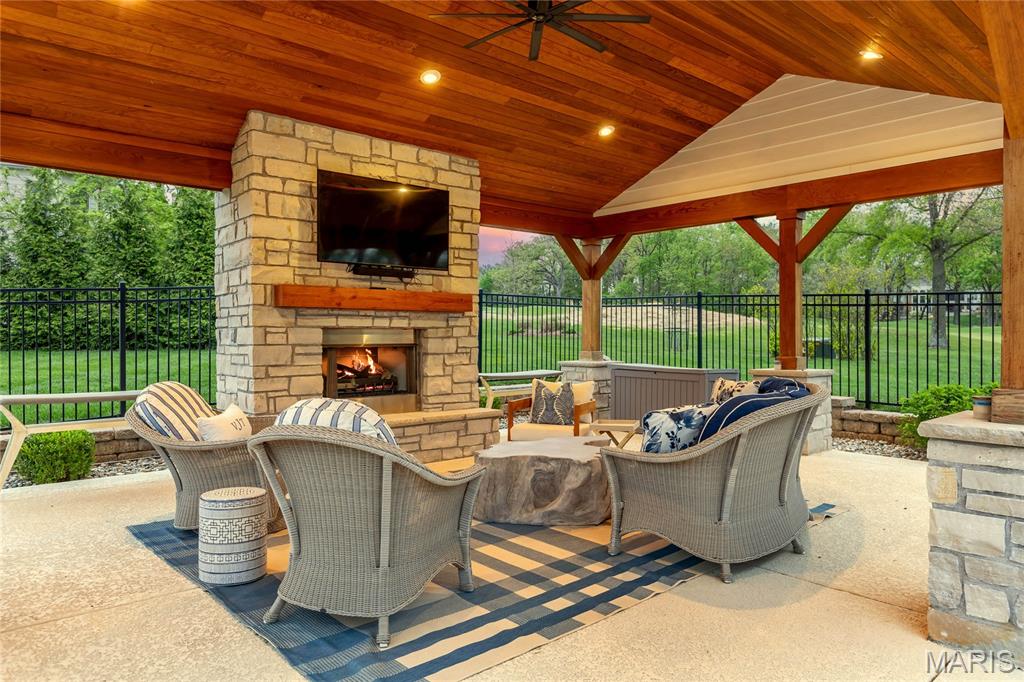 1069 Whitmoor Drive Weldon Spring, MO 63304 - Photo 12 of 54