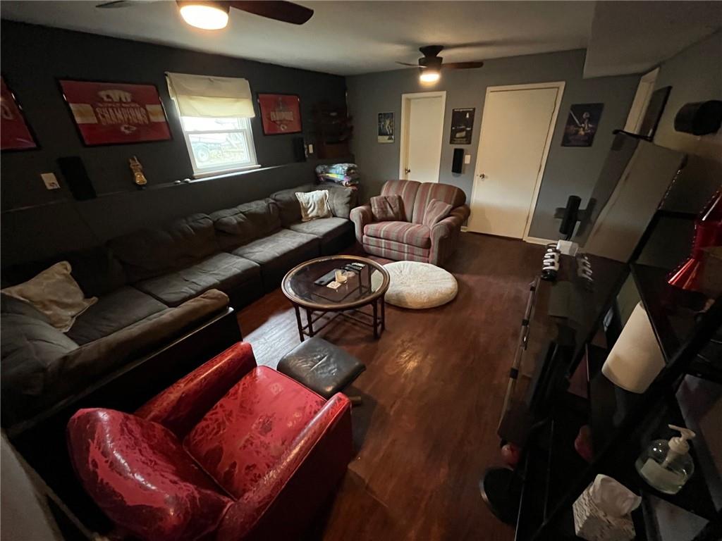 14101 West 88th Place Lenexa, KS 66215 - Photo 14 of 20