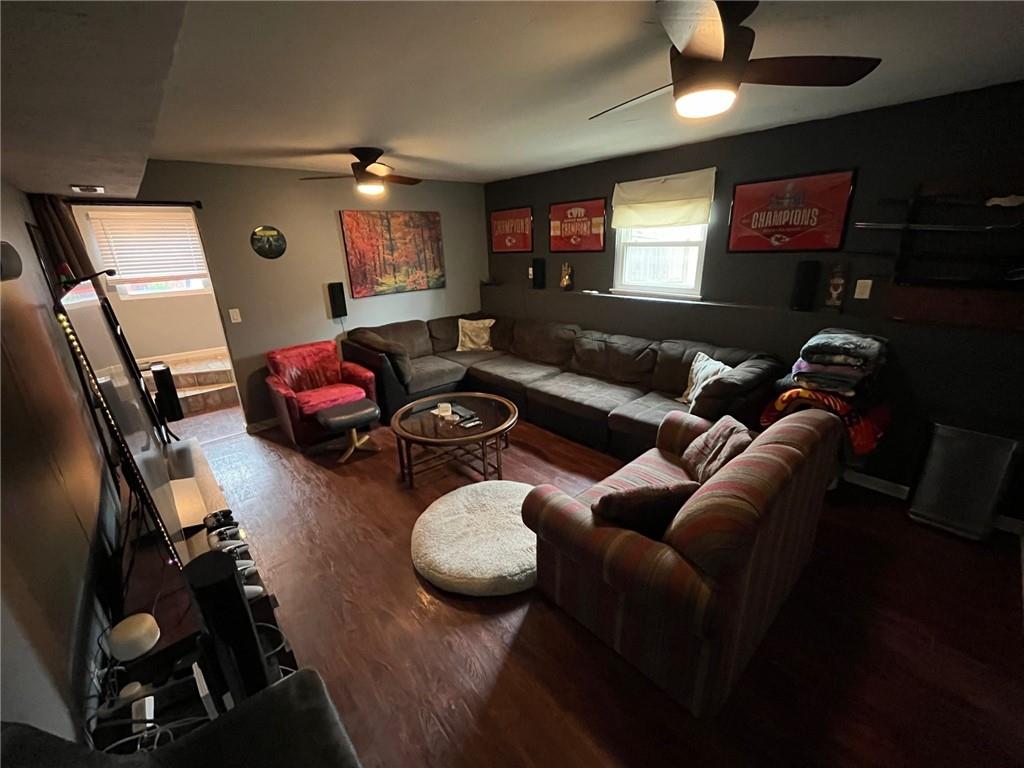 14101 West 88th Place Lenexa, KS 66215 - Photo 15 of 20