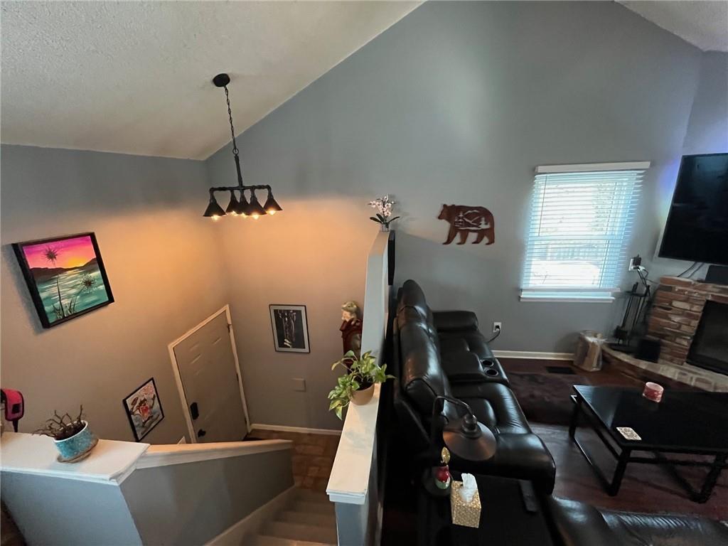 14101 West 88th Place Lenexa, KS 66215 - Photo 3 of 20