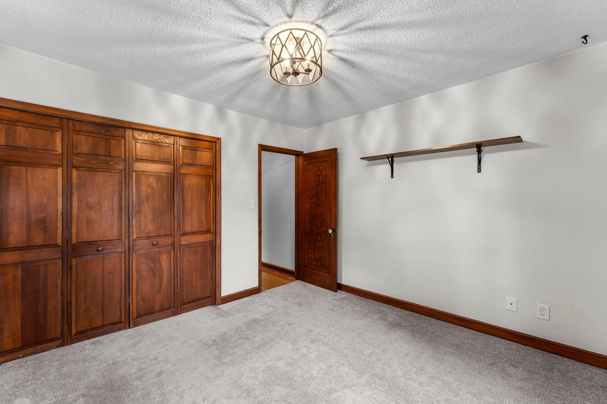 2695 Harvester Avenue Maplewood, MN 55119 - Photo 20 of 46