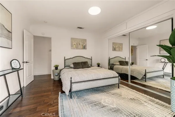 $3,499,995 | 828 South Sunset Canyon Drive, Burbank, CA 91501