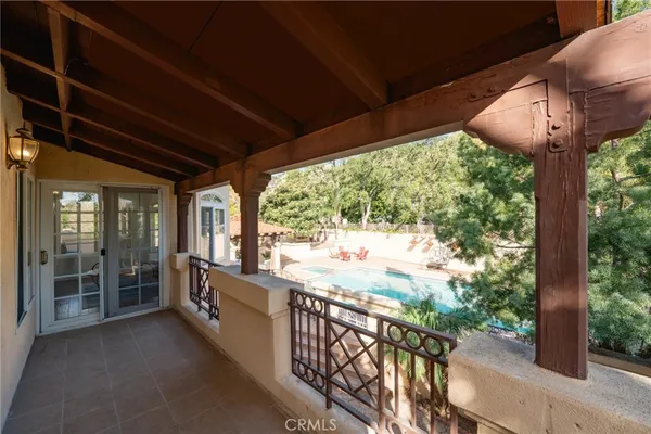 $3,499,995 | 828 South Sunset Canyon Drive, Burbank, CA 91501