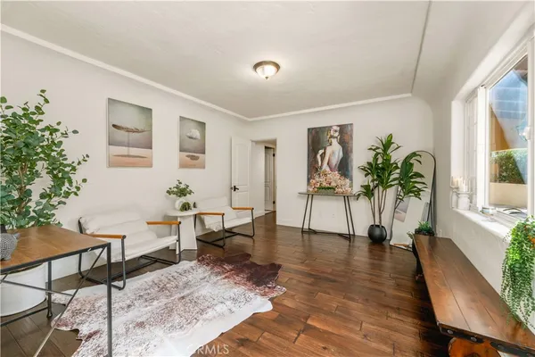 $3,499,995 | 828 South Sunset Canyon Drive, Burbank, CA 91501