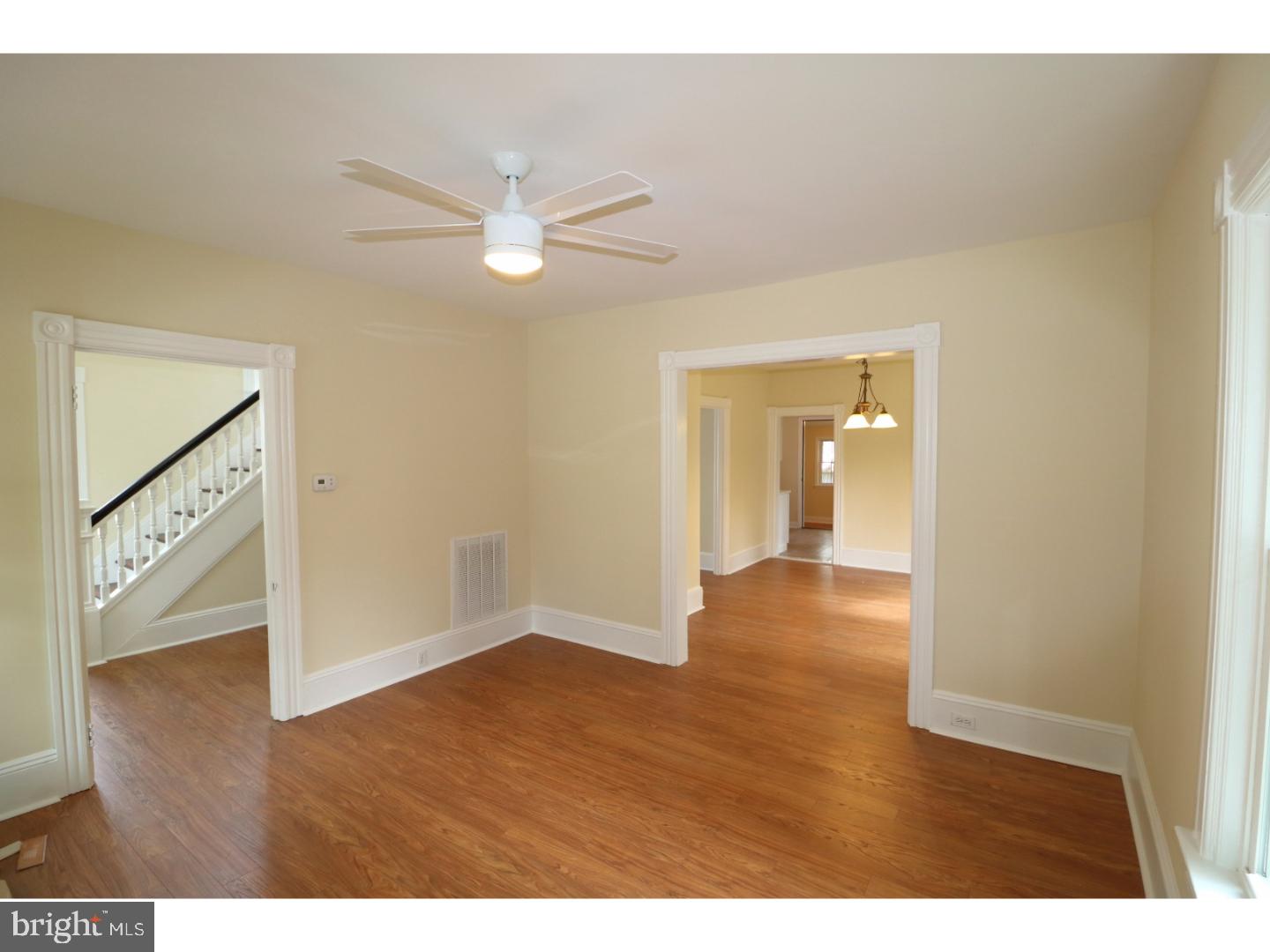 62 Yardville Hamilton Square Road Hamilton, NJ 08620 - Photo 14 of 25 Living Room