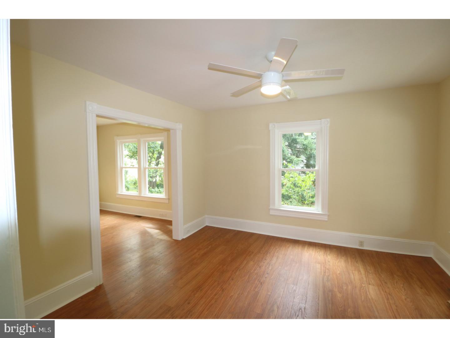 62 Yardville Hamilton Square Road Hamilton, NJ 08620 - Photo 15 of 25 Living Room