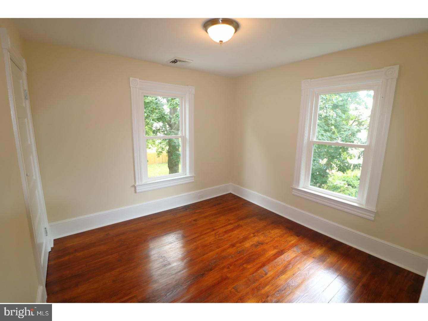 62 Yardville Hamilton Square Road Hamilton, NJ 08620 - Photo 17 of 25 Bedroom 3