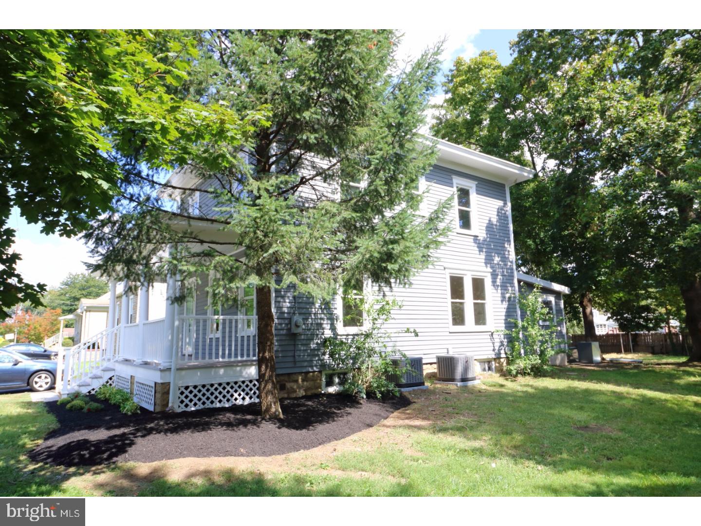 62 Yardville Hamilton Square Road Hamilton, NJ 08620 - Photo 3 of 25