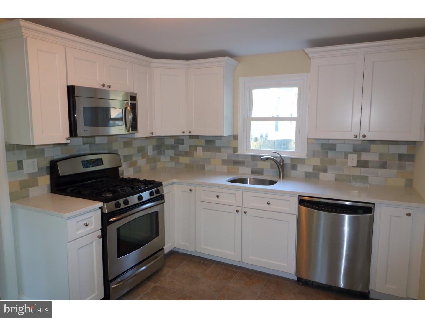 62 Yardville Hamilton Square Road Hamilton, NJ 08620 - Photo 10 of 25