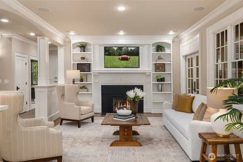 $3,389,000 | 10910 Northeast 18th Place, Bellevue, WA 98004