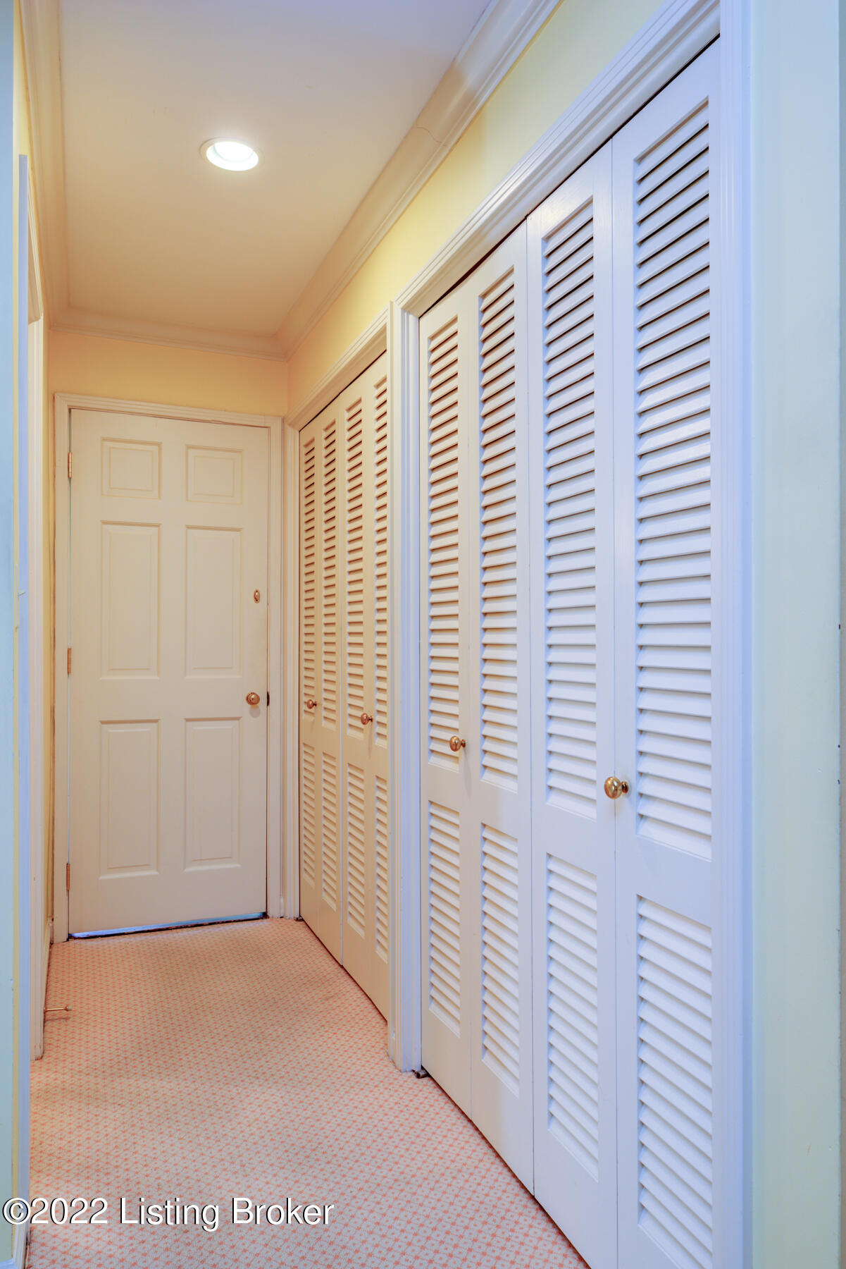 139 Sagamore Road Louisville, KY 40207 - Photo 23 of 42 23