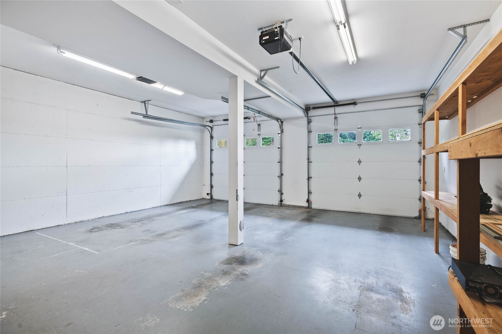 8661 Southridge Place Anacortes, WA 98221 - Photo 29 of 39 a view of a garage