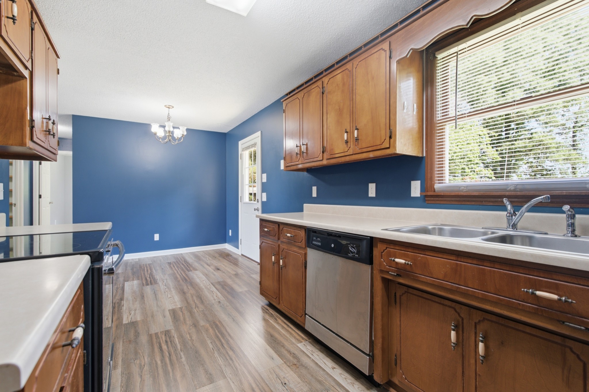 609 Hawkersmith Road Tullahoma, TN 37388 - Photo 14 of 32