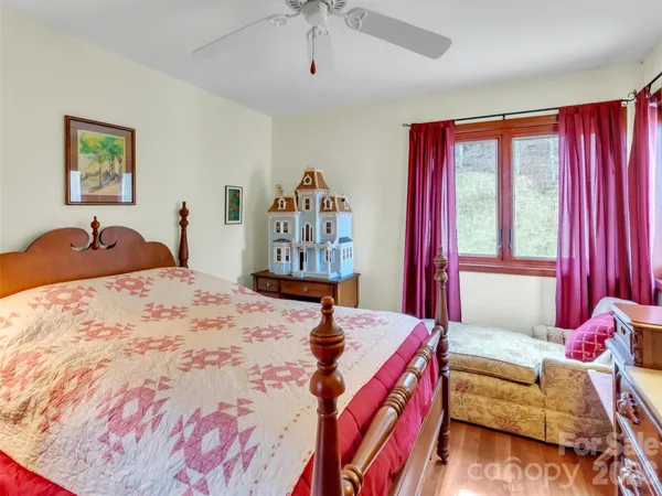 $665,000 | 1201 Cathey Cove Road, Waynesville, NC 28786