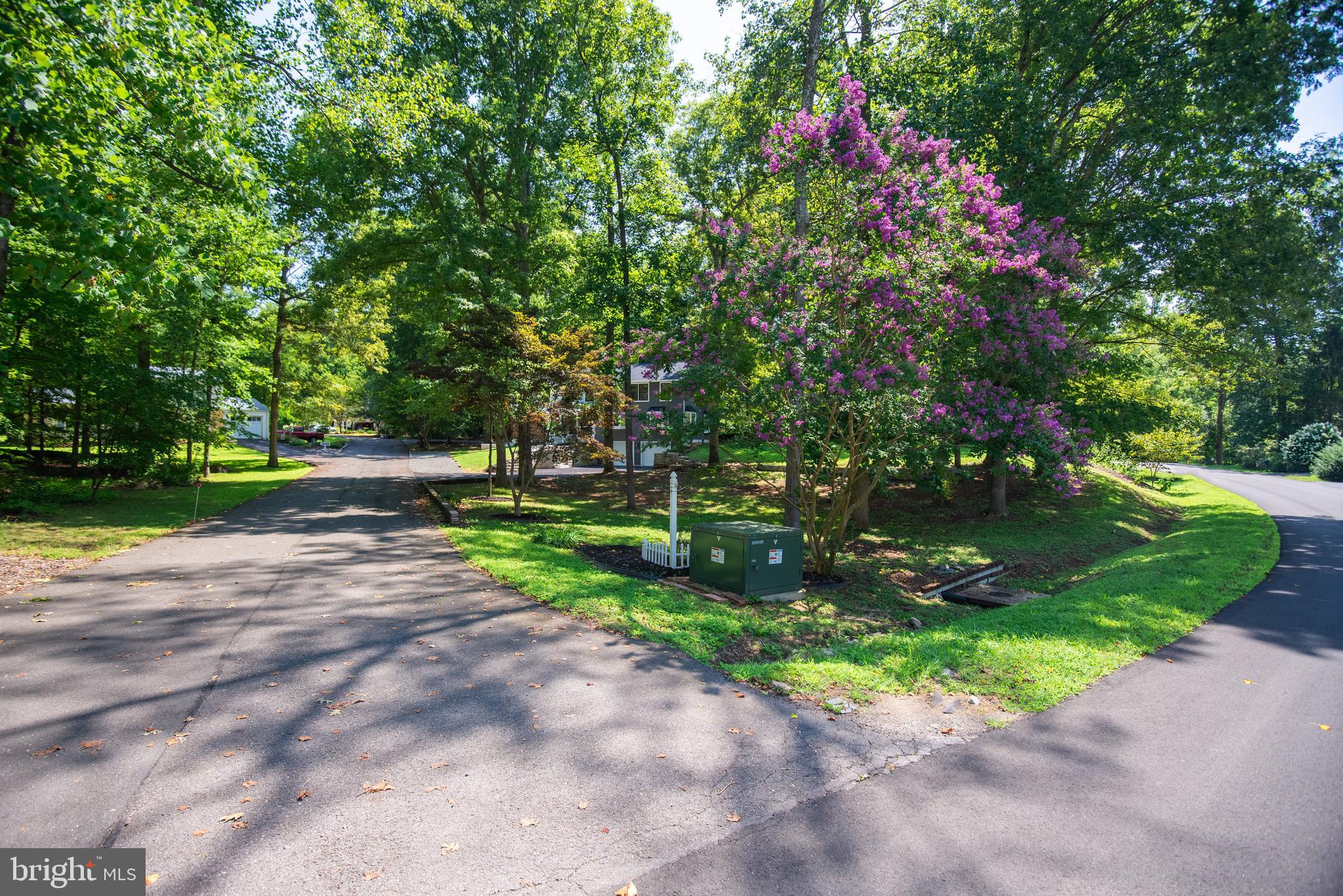 11927 Appling Valley Road Fairfax, VA 22030 - Photo 16 of 115 Gallery Image 16