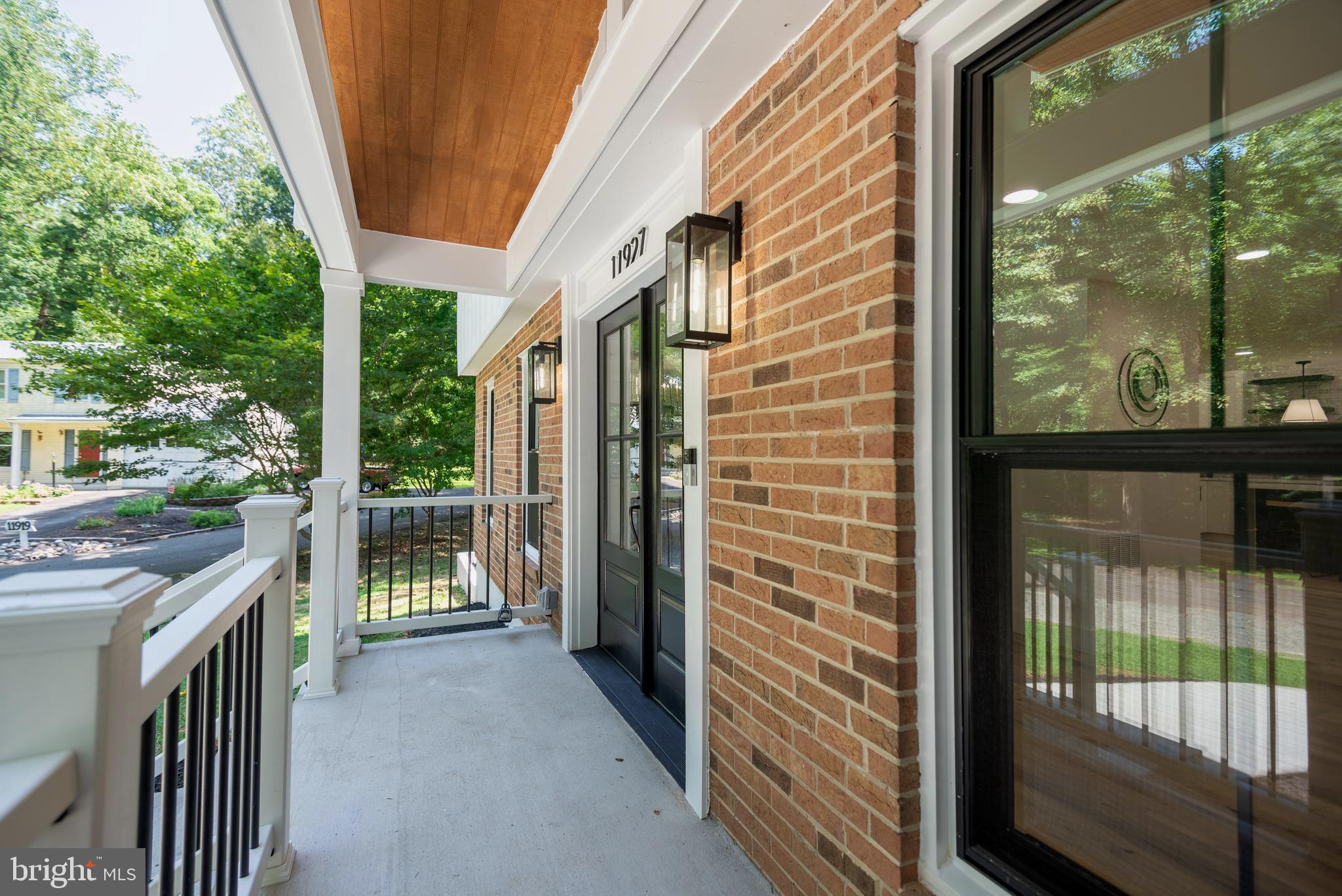 11927 Appling Valley Road Fairfax, VA 22030 - Photo 2 of 115 Gallery Image 2
