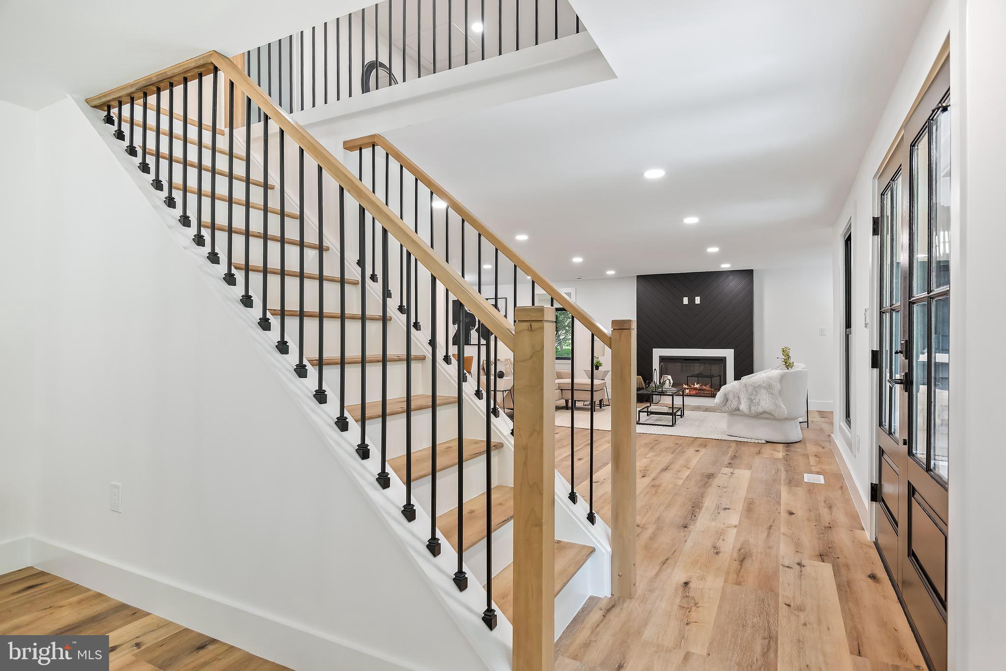 11927 Appling Valley Road Fairfax, VA 22030 - Photo 21 of 115 Gallery Image 21