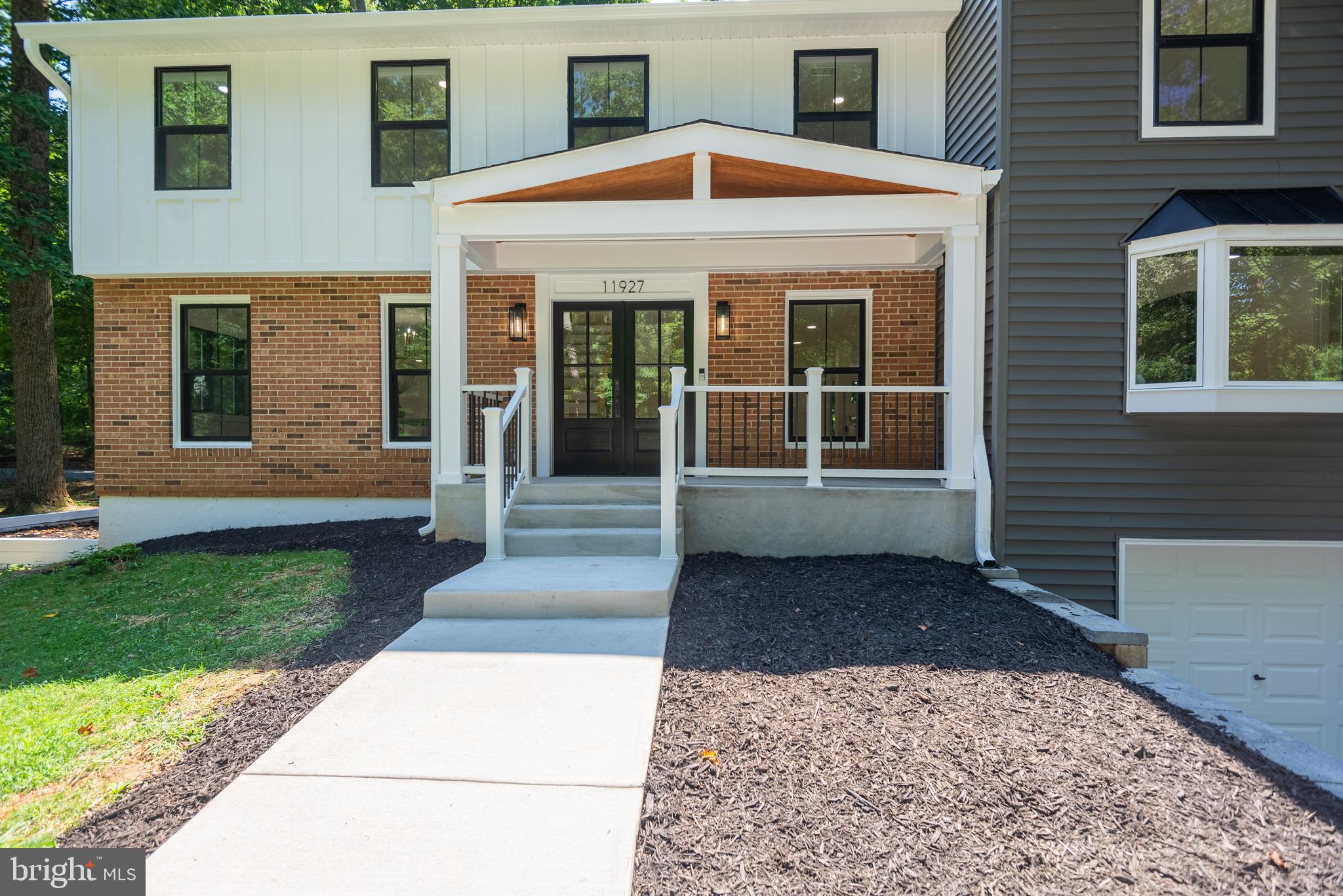 11927 Appling Valley Road Fairfax, VA 22030 - Photo 4 of 115 Gallery Image 4