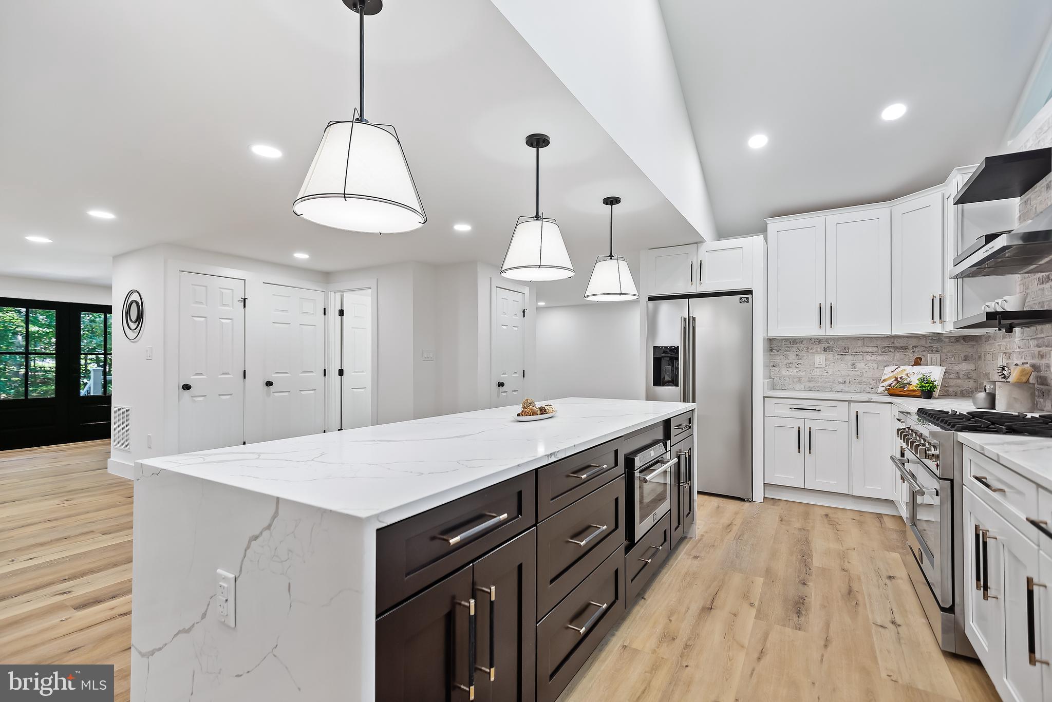11927 Appling Valley Road Fairfax, VA 22030 - Photo 41 of 115 Gallery Image 41