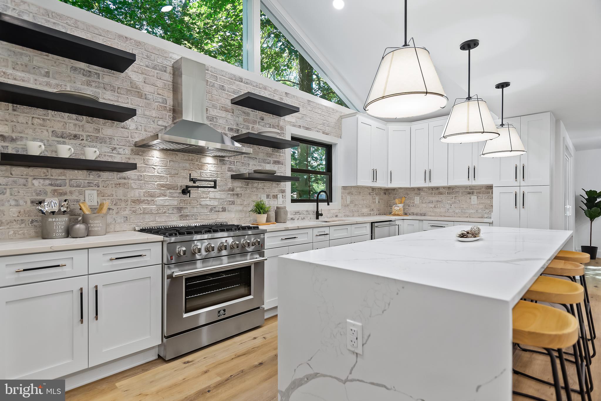 11927 Appling Valley Road Fairfax, VA 22030 - Photo 43 of 115 Gallery Image 43