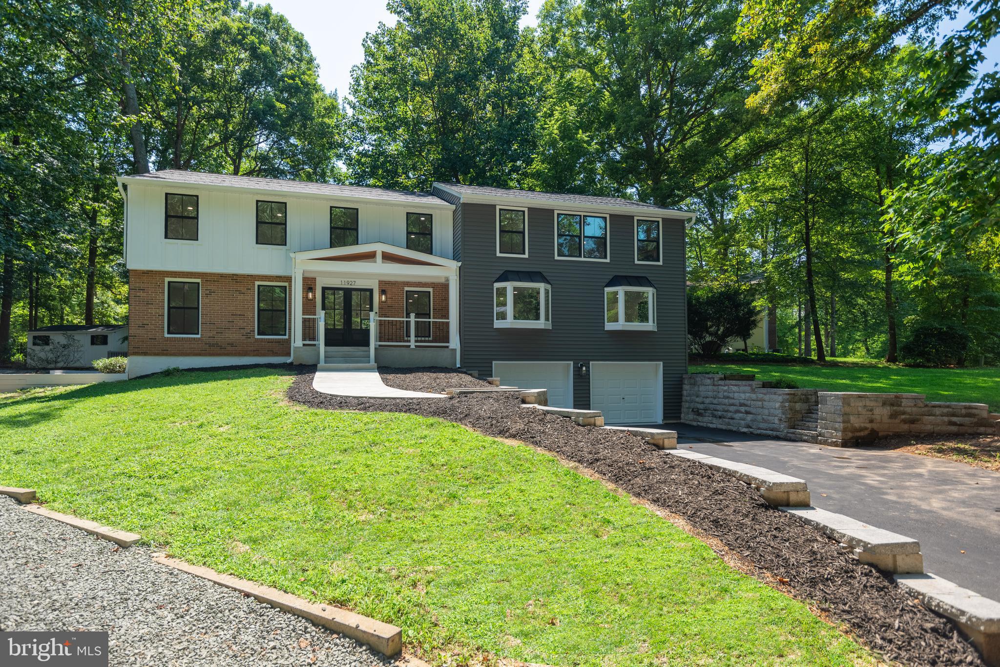 11927 Appling Valley Road Fairfax, VA 22030 - Photo 5 of 115 Gallery Image 5